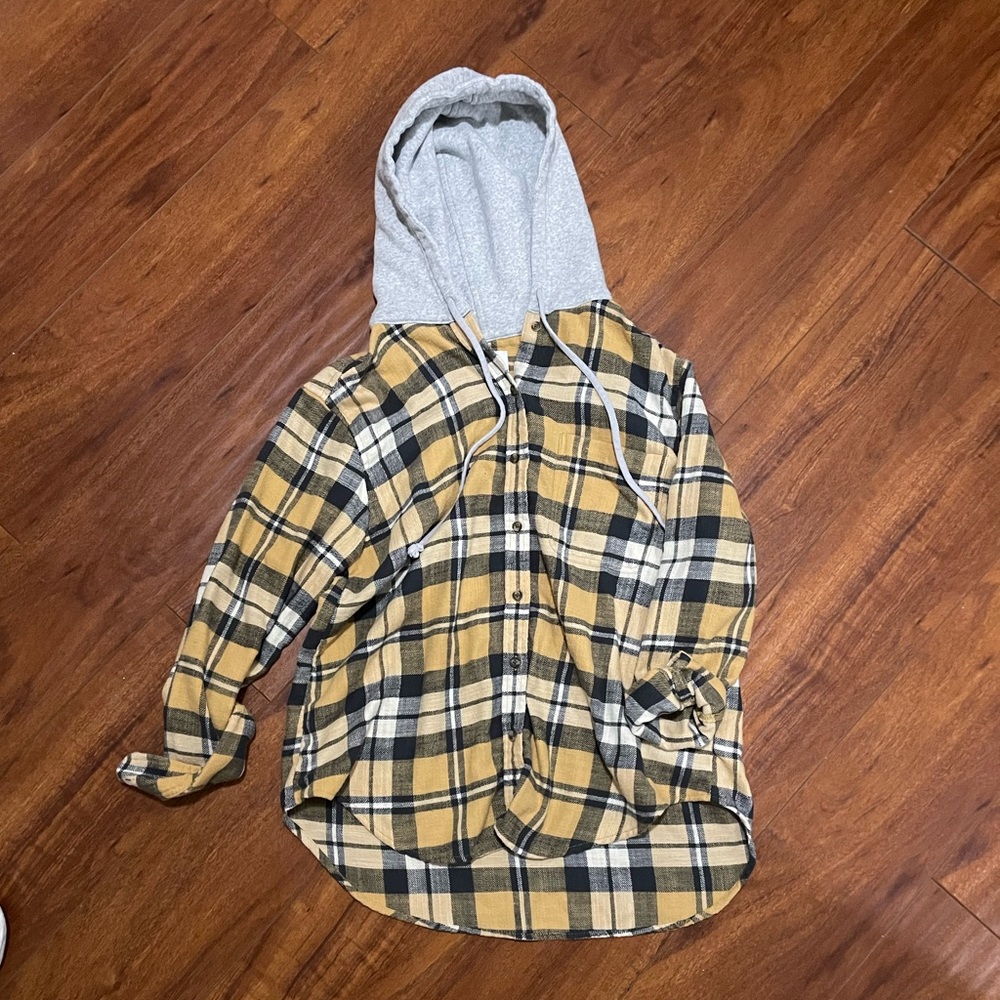 Soft and comfy oversized hooded flannel; not too thick; good for layering